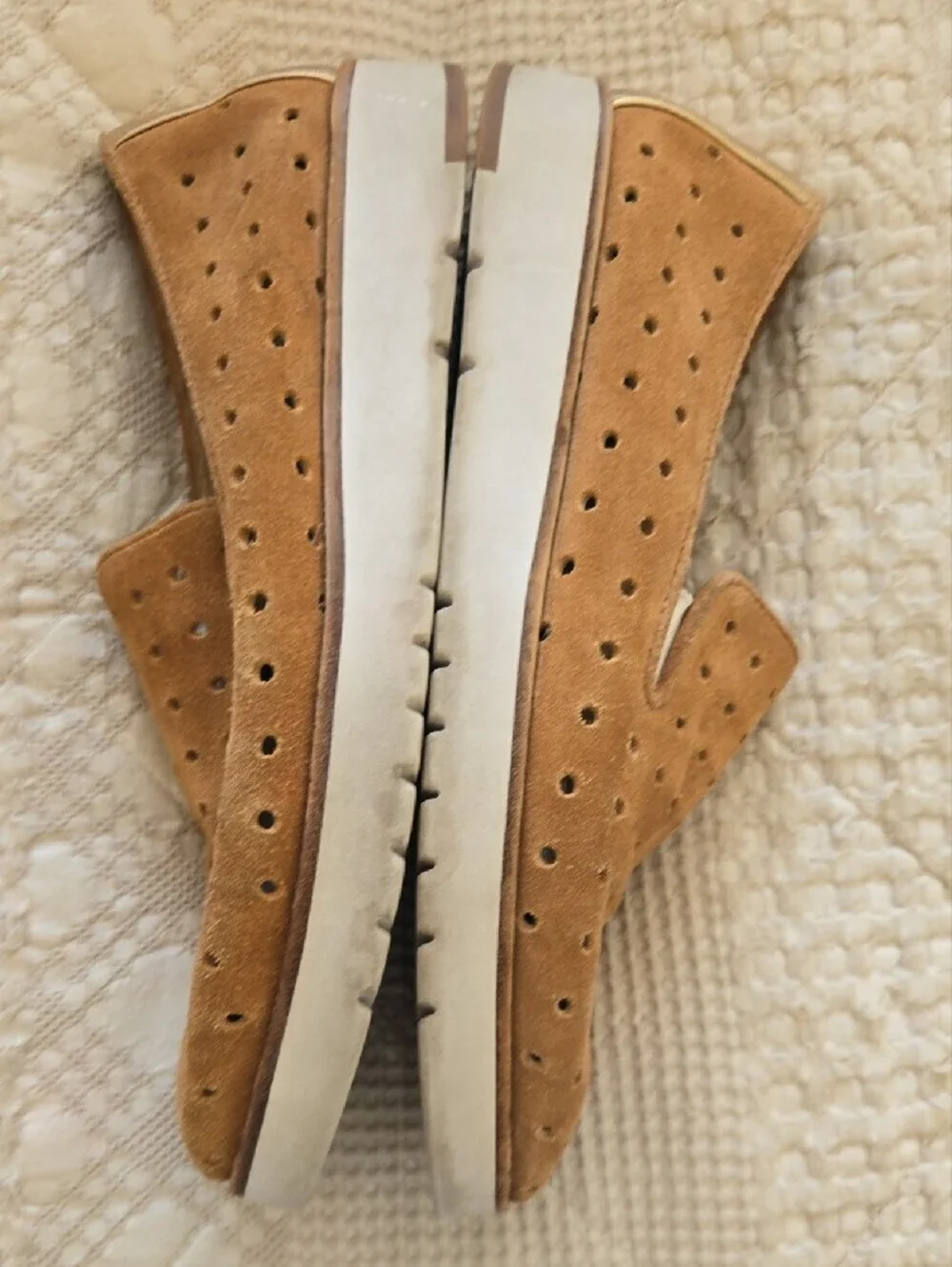 Johnston & Murphy Tan Suede Perforated Slip-On Loafers Normcore Minimalist 8M